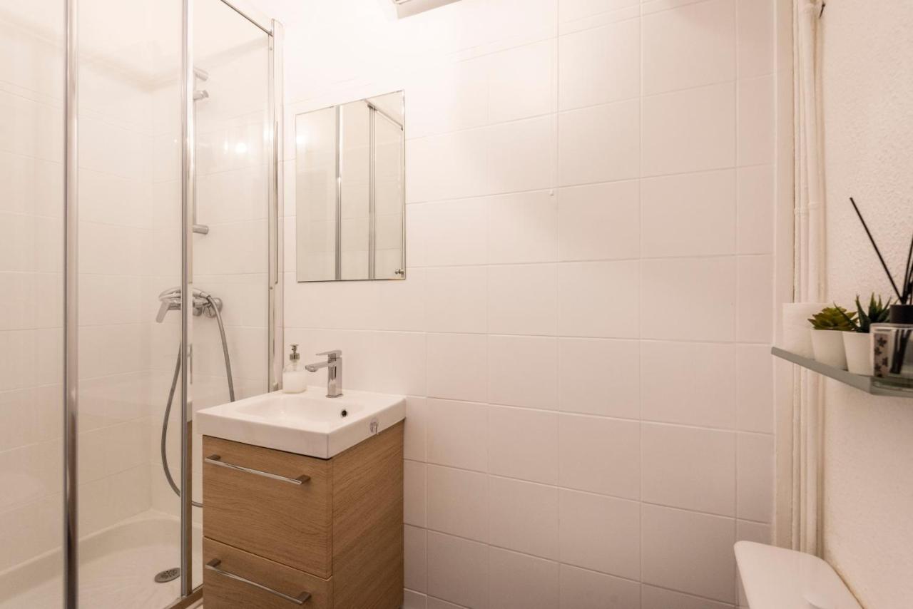 Appartement Cosy A 10 Min A Pieds De La Gare Reims Exterior photo
